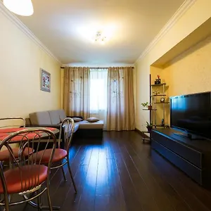  Апартаменты Nadezhda In Touristic Area, On The Dostyk Avenue 89