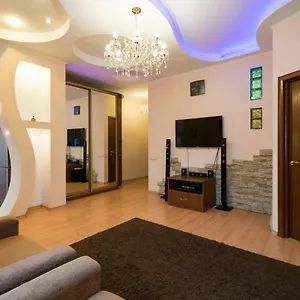  Апартаменты Nadezhda In Keremet Microdistrict
